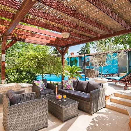 Ecio 아파트 빈쿠란